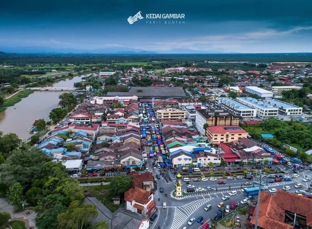 tempat menarik di parit buntar - Ryan Ball